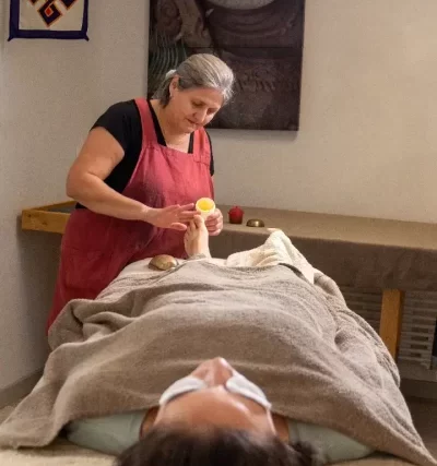 MASSAGES AYURVEDIQUES MERCEDES CARRASCO